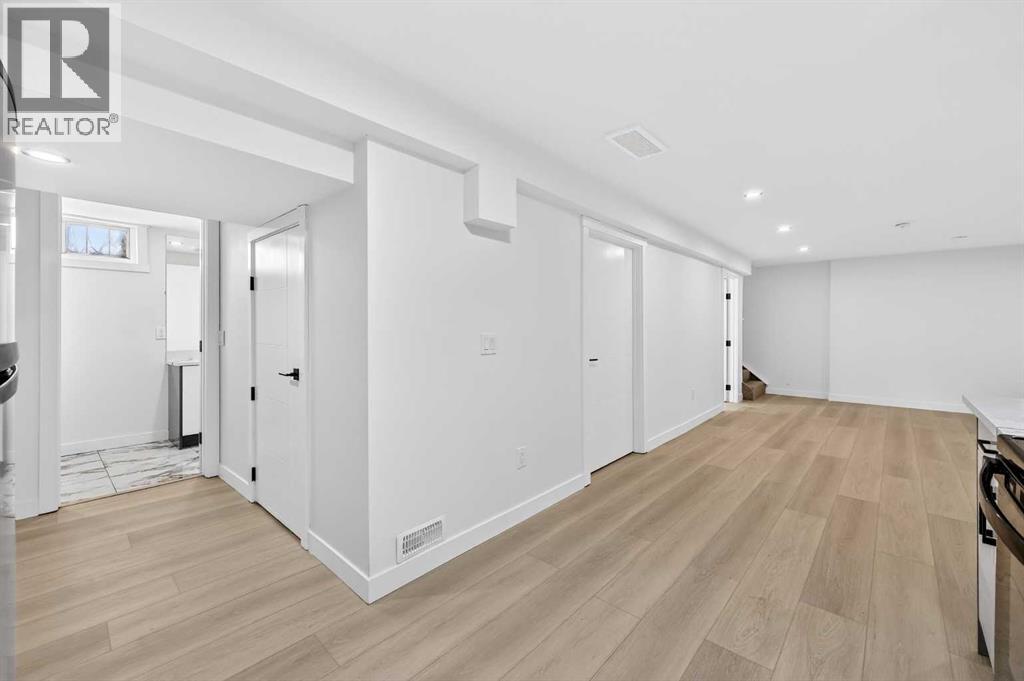 5423 Madigan Drive NE - 26