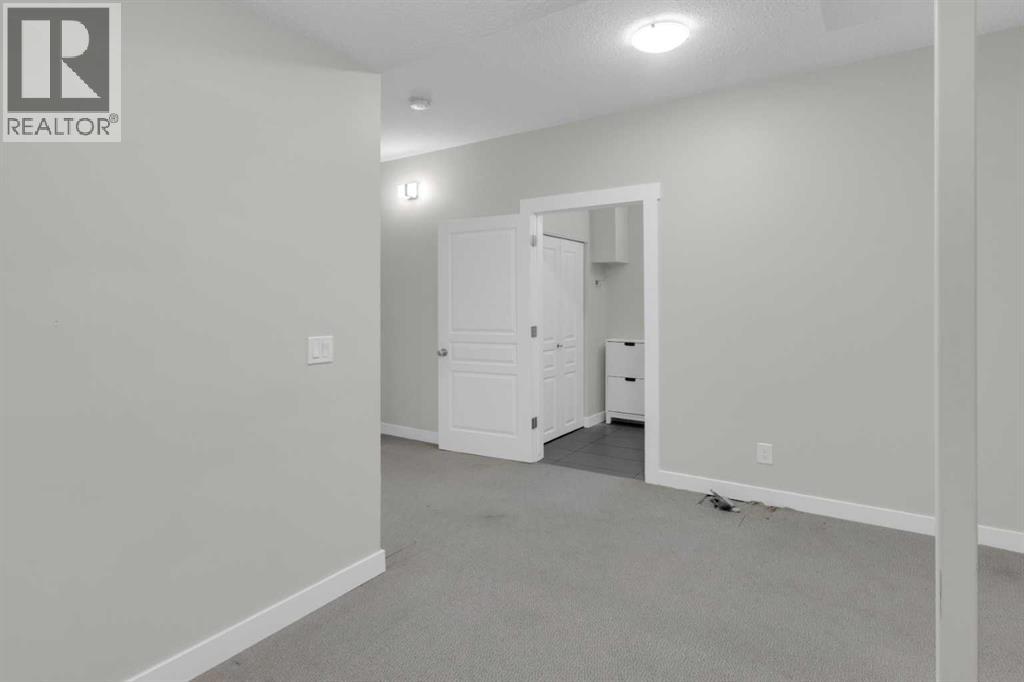 24 Royal Birch Park NW - 23