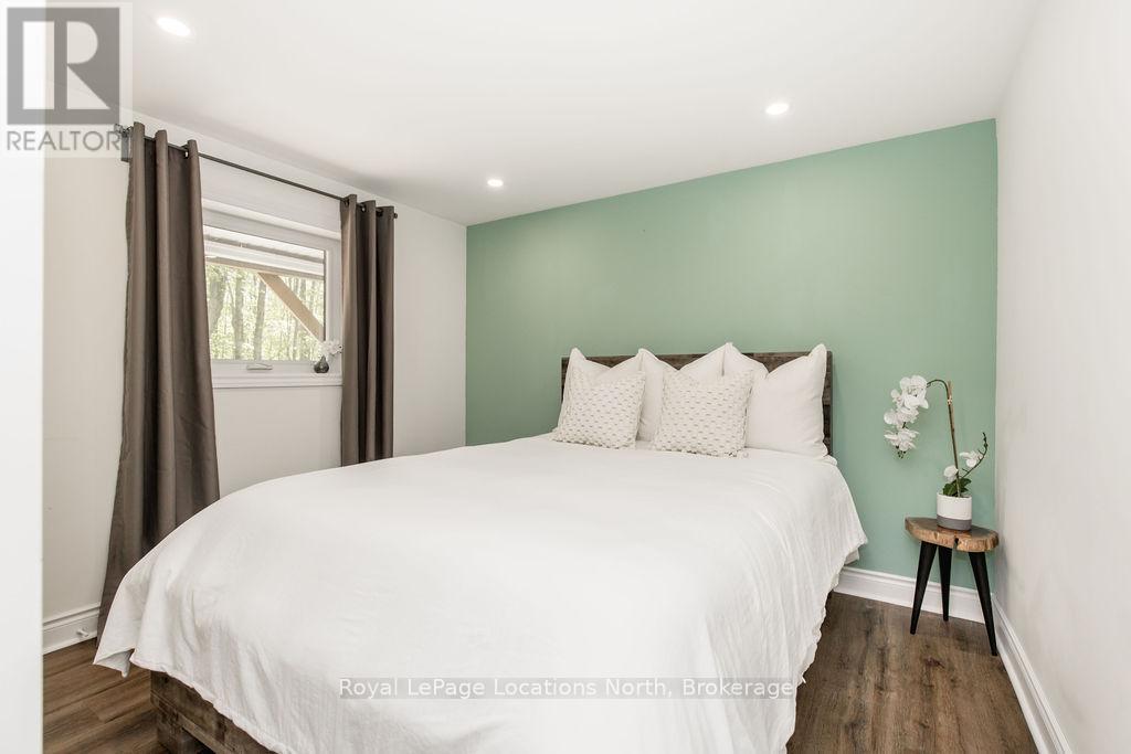 1 IROQUOIS RIDGE - 27