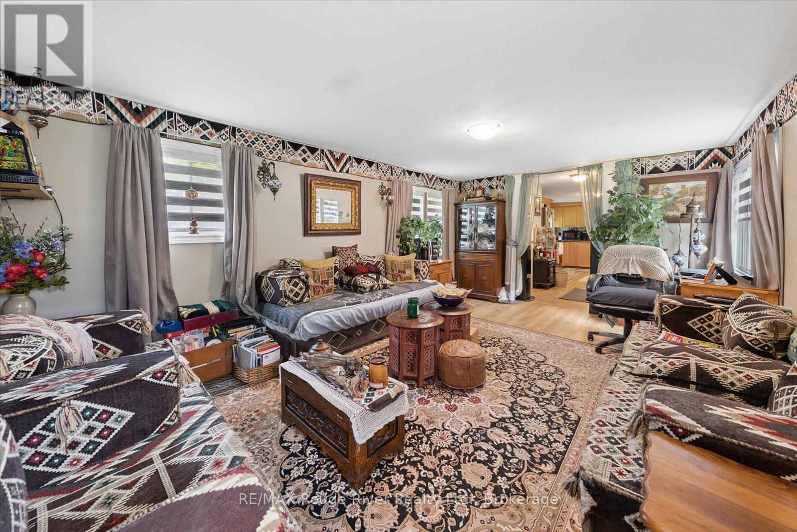 189 PINE LANE - 14