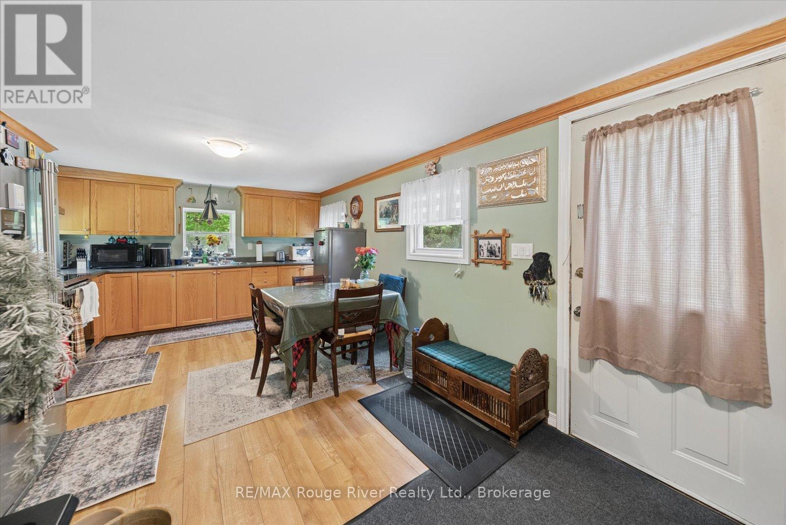 189 PINE LANE - 8