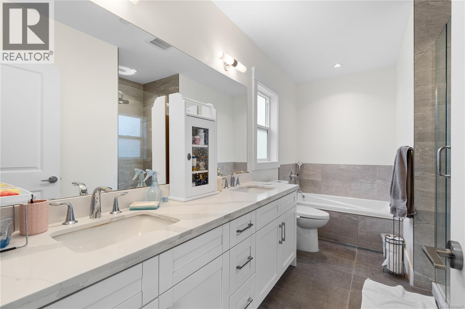 #115 5160 Hammond Bay Rd - 22