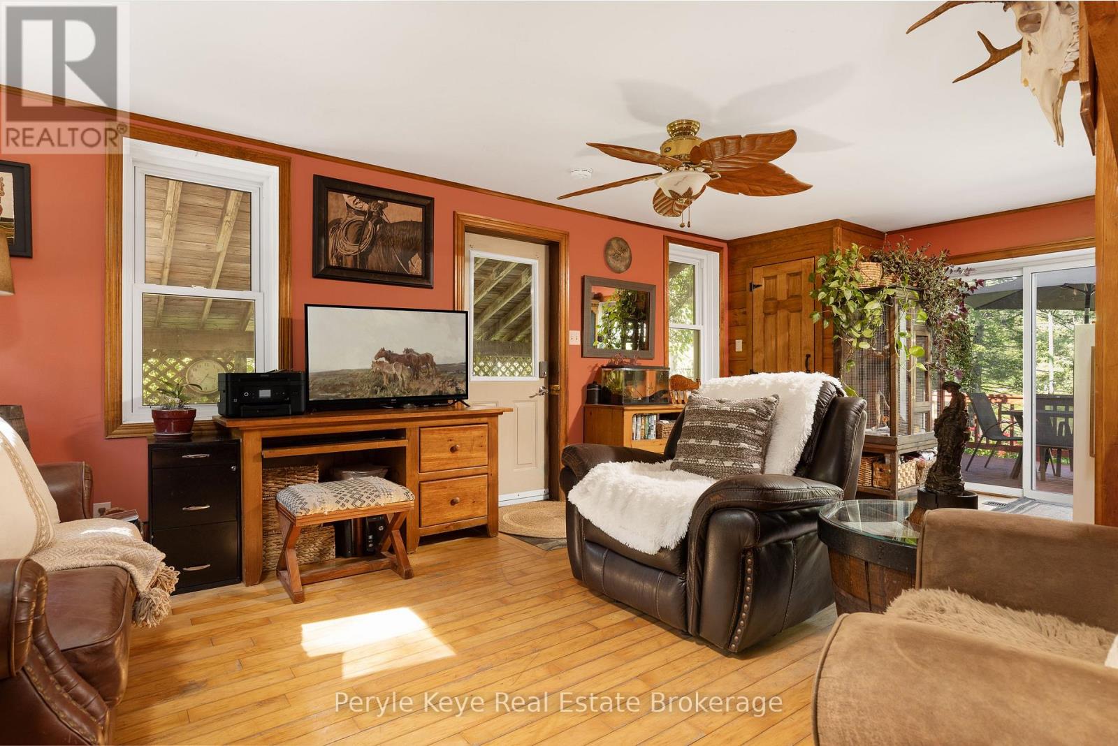 2322 OLD MUSKOKA ROAD - 10