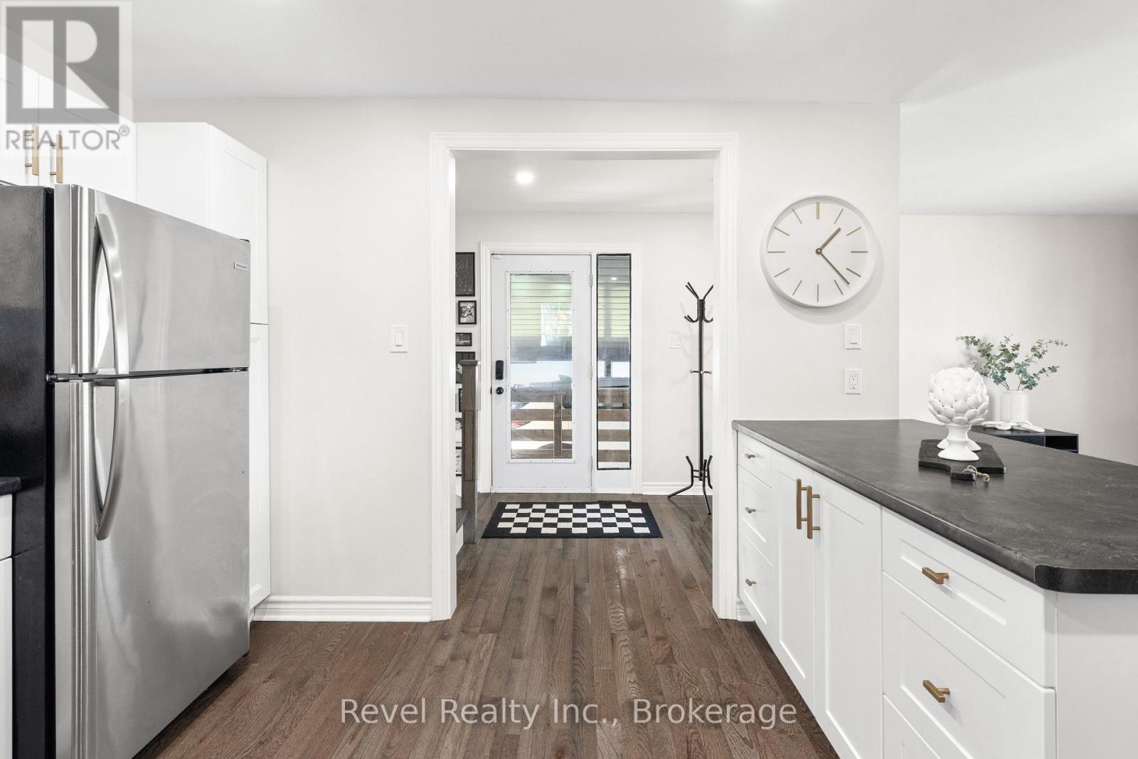 25 RIVERVIEW ROAD - 11