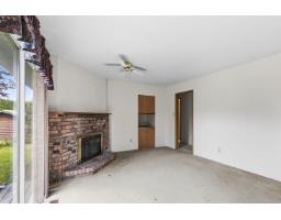 9381 139 Street, Surrey, BC V3V7K9 Photo 6