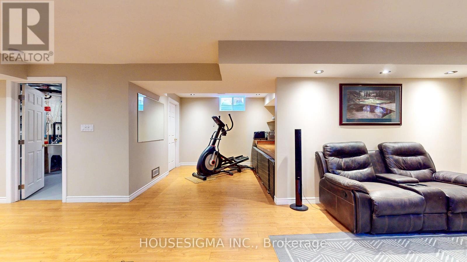 22 HIGHLANDS CRESCENT - 31