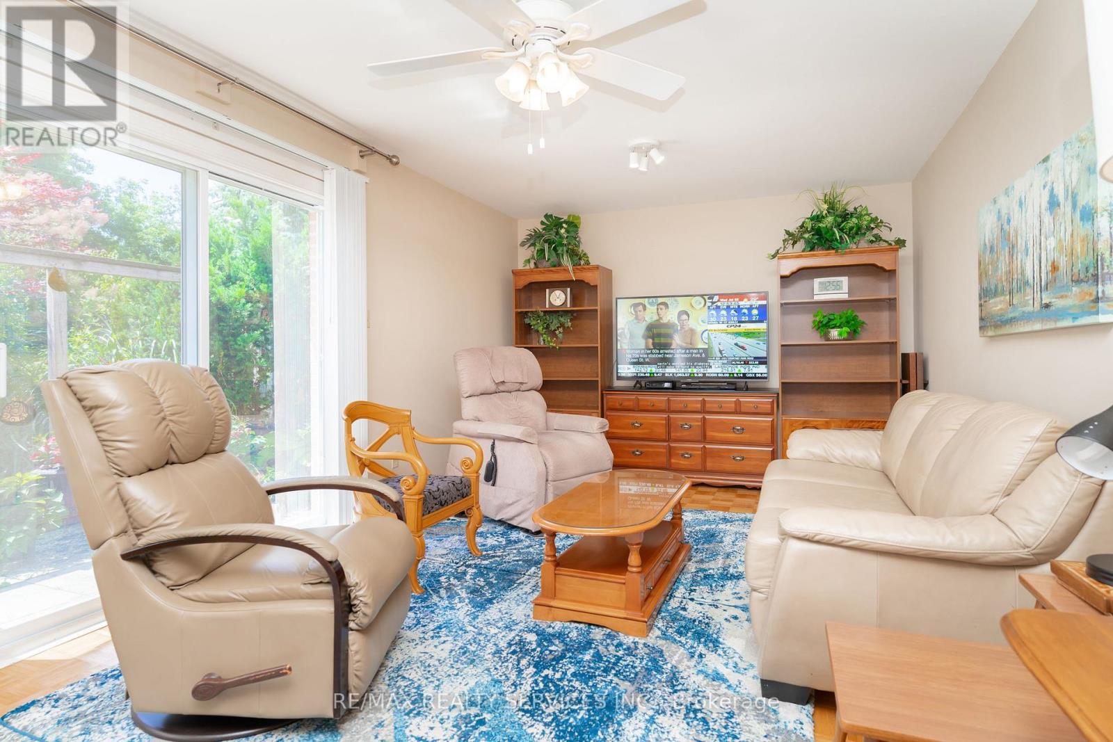 39 DUNBLAINE CRESCENT - 21