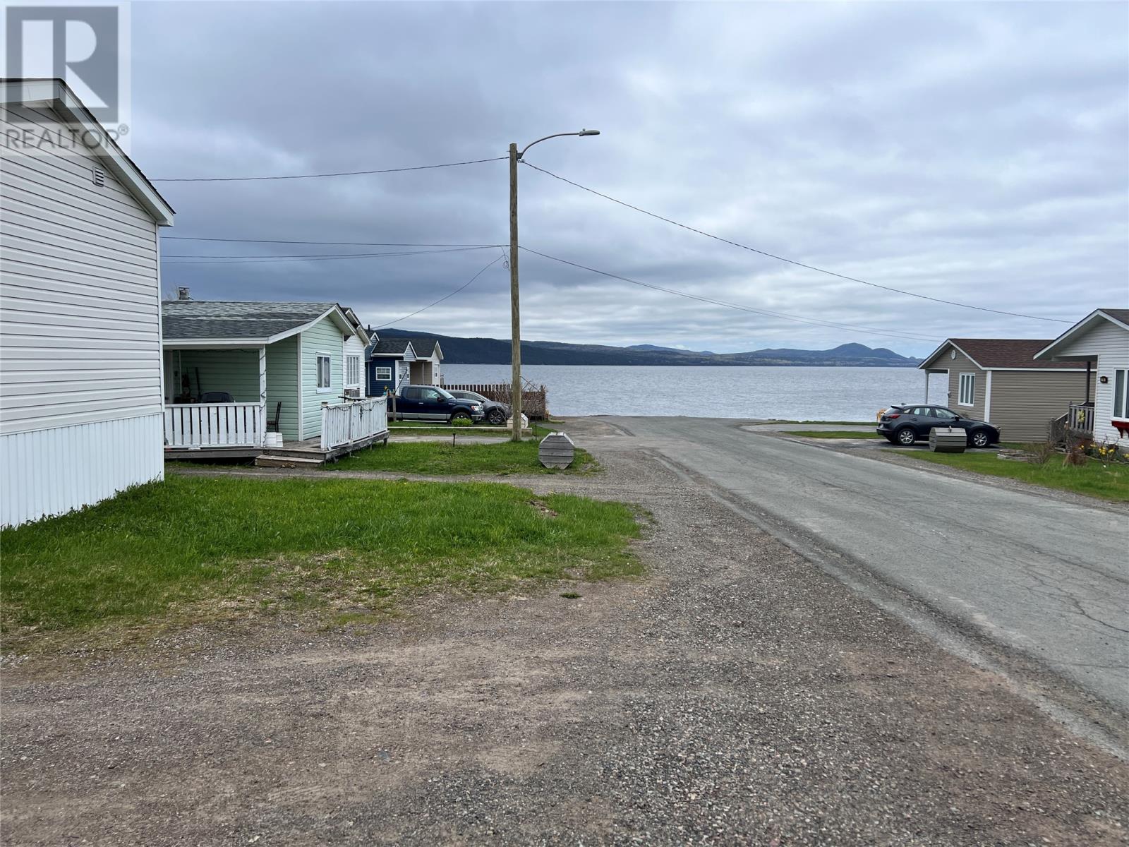 16 Trailer Court - 25