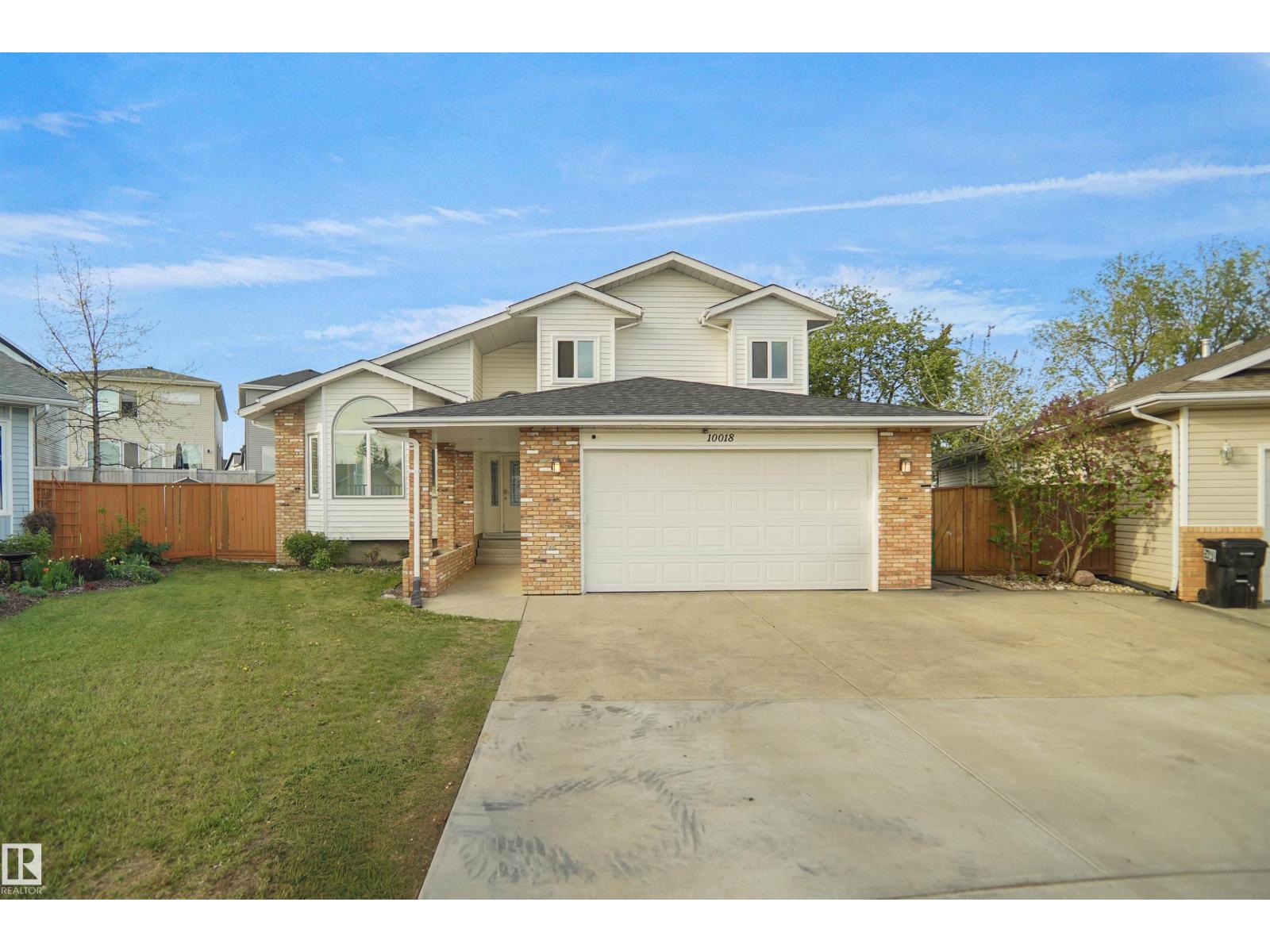 10018 173 AV NW - 1