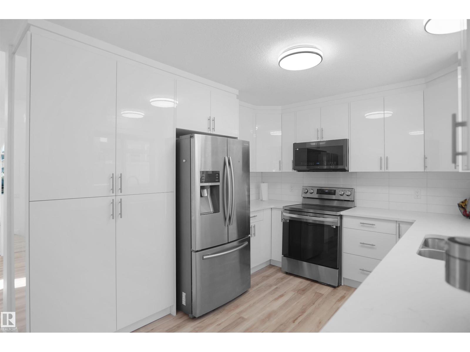 10018 173 AV NW - 14