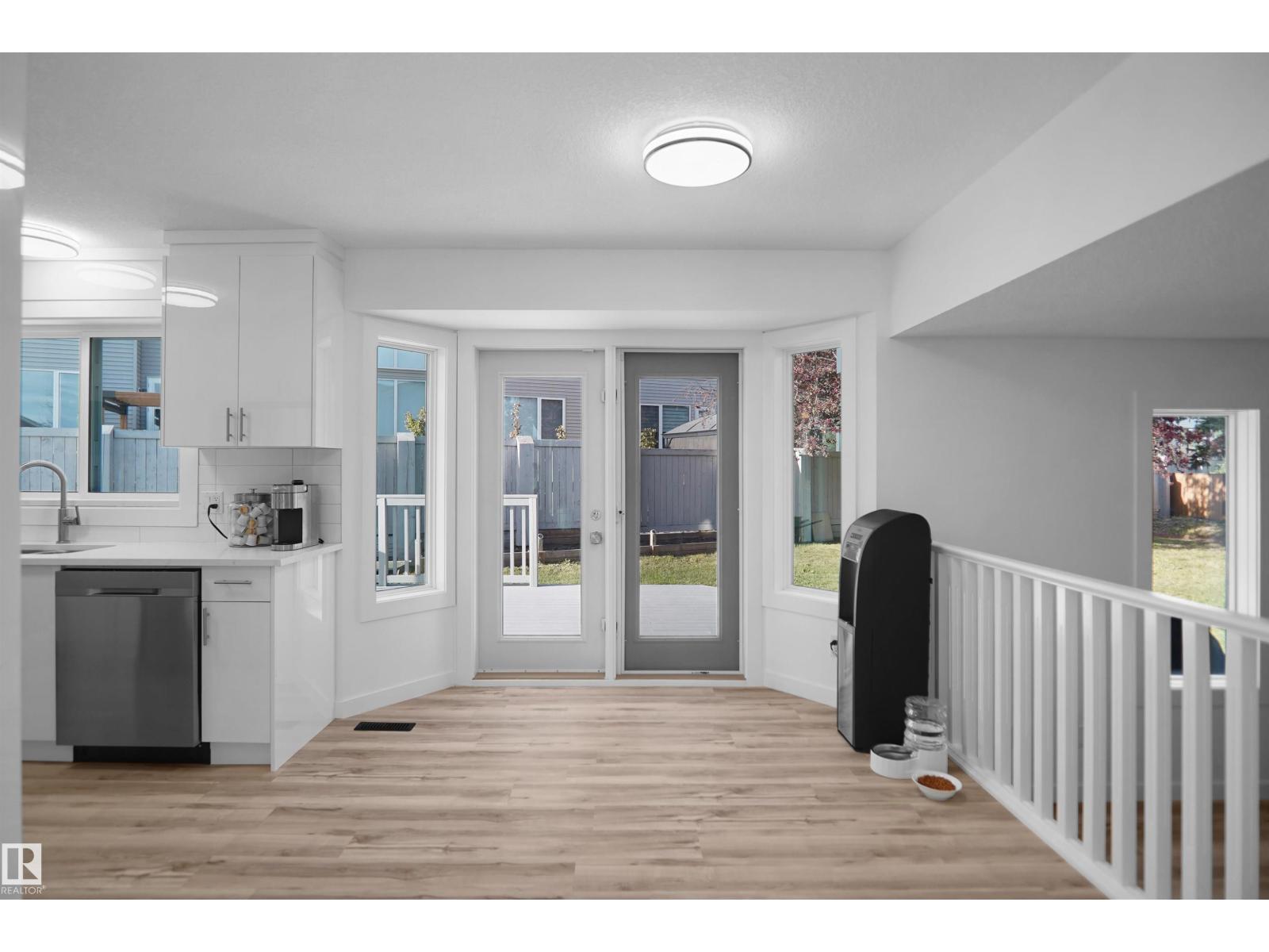 10018 173 AV NW - 16