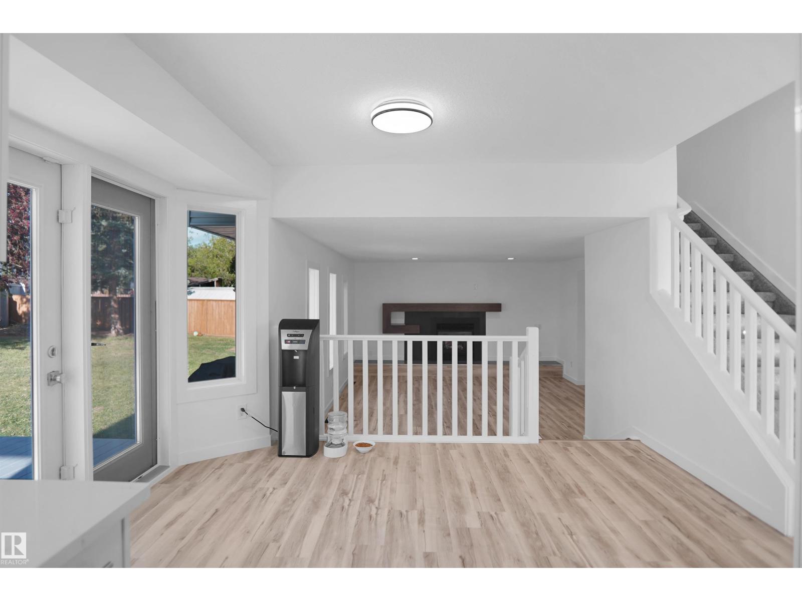 10018 173 AV NW - 17