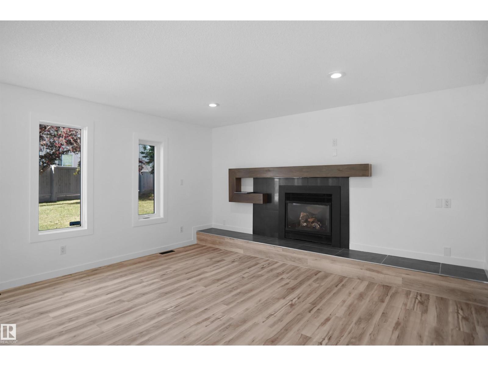 10018 173 AV NW - 20