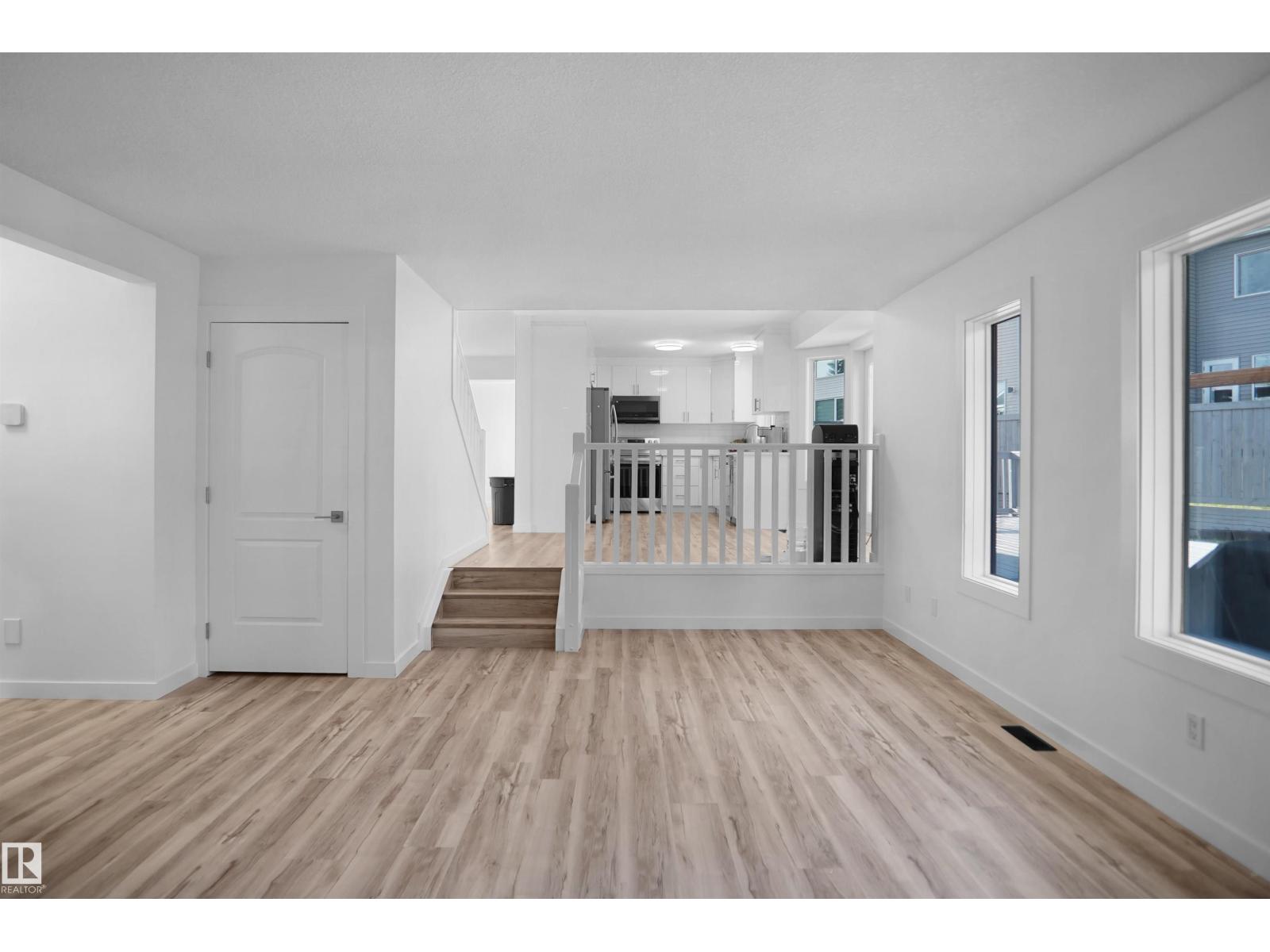 10018 173 AV NW - 21