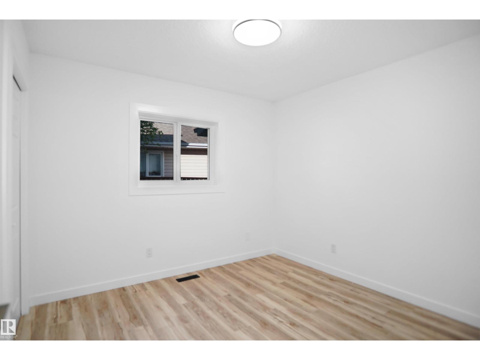 10018 173 AV NW - 22