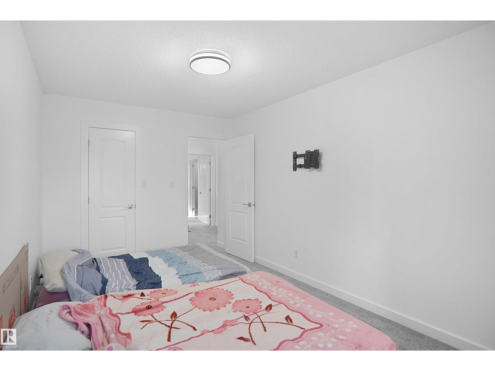 10018 173 AV NW - 35