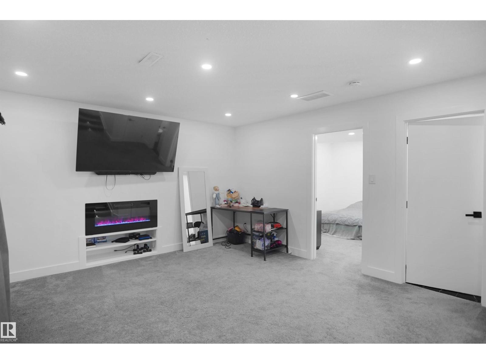 10018 173 AV NW - 41