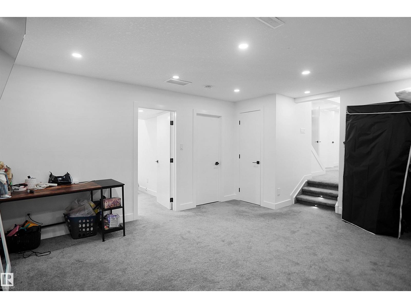 10018 173 AV NW - 43