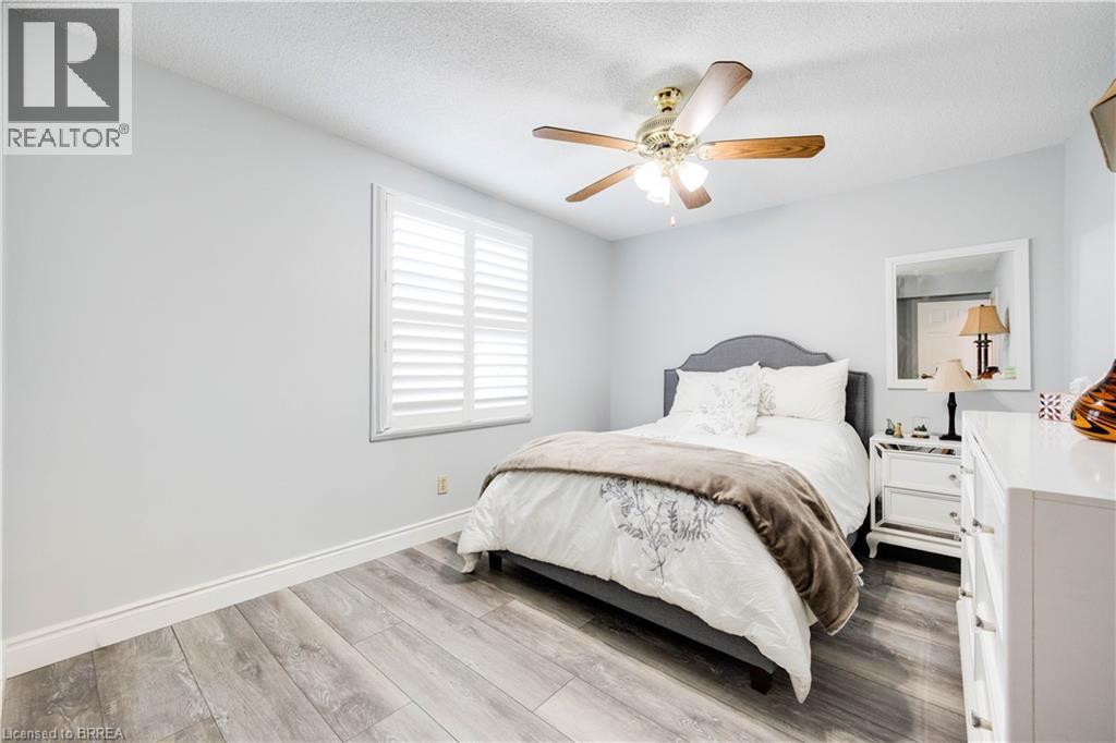 #401 9 BONHEUR Court - 12