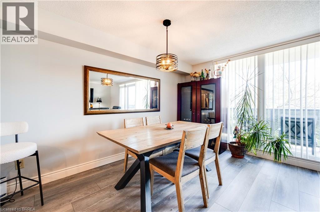 #401 9 BONHEUR Court - 16
