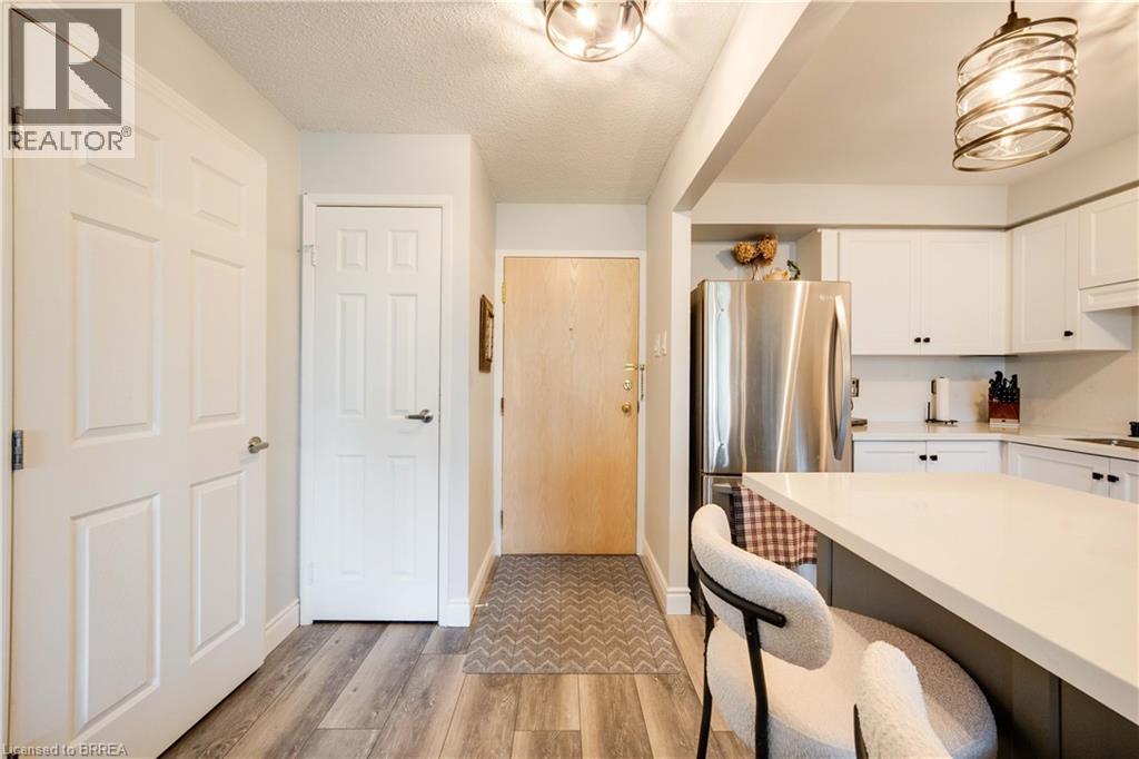 #401 9 BONHEUR Court - 3