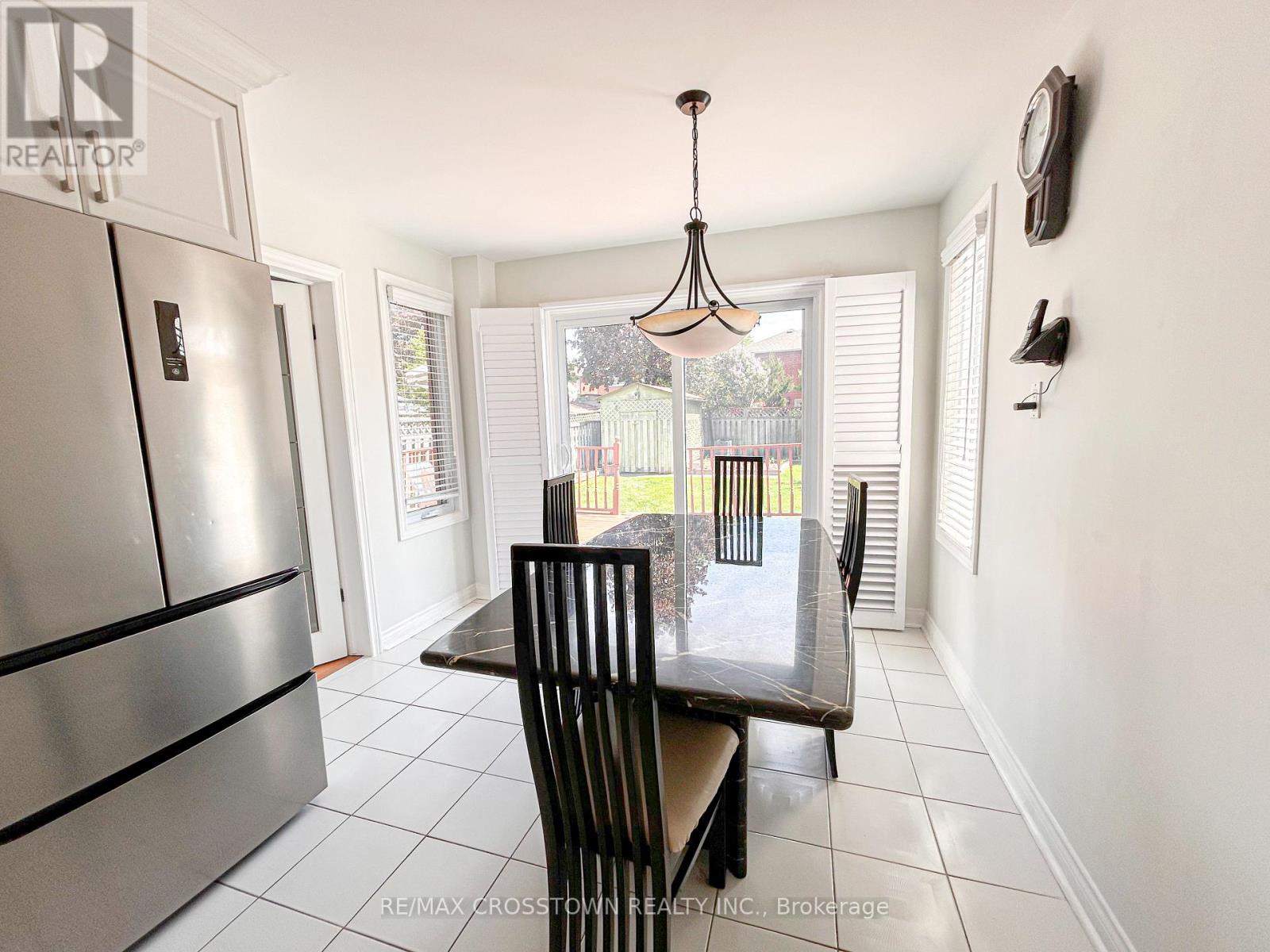 119 FIELDGATE DRIVE - 10