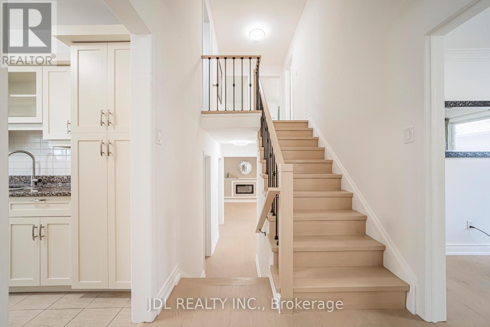 58 BESTVIEW DRIVE - 14