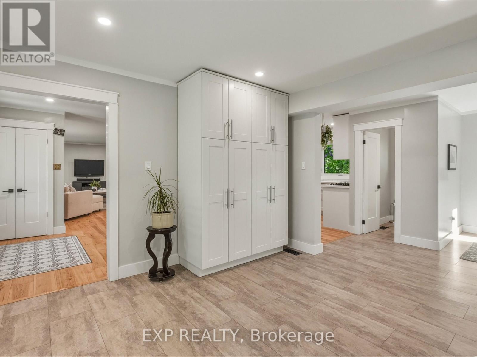 11 SPENCE AVENUE - 21