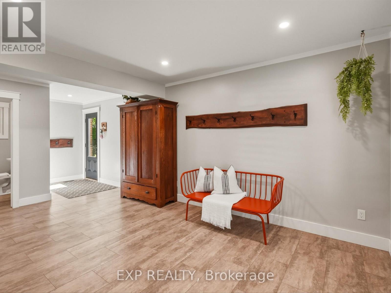 11 SPENCE AVENUE - 23