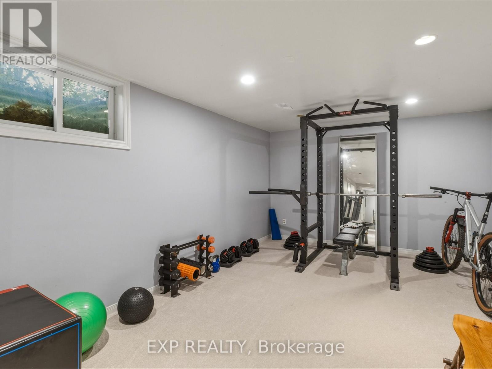 11 SPENCE AVENUE - 36
