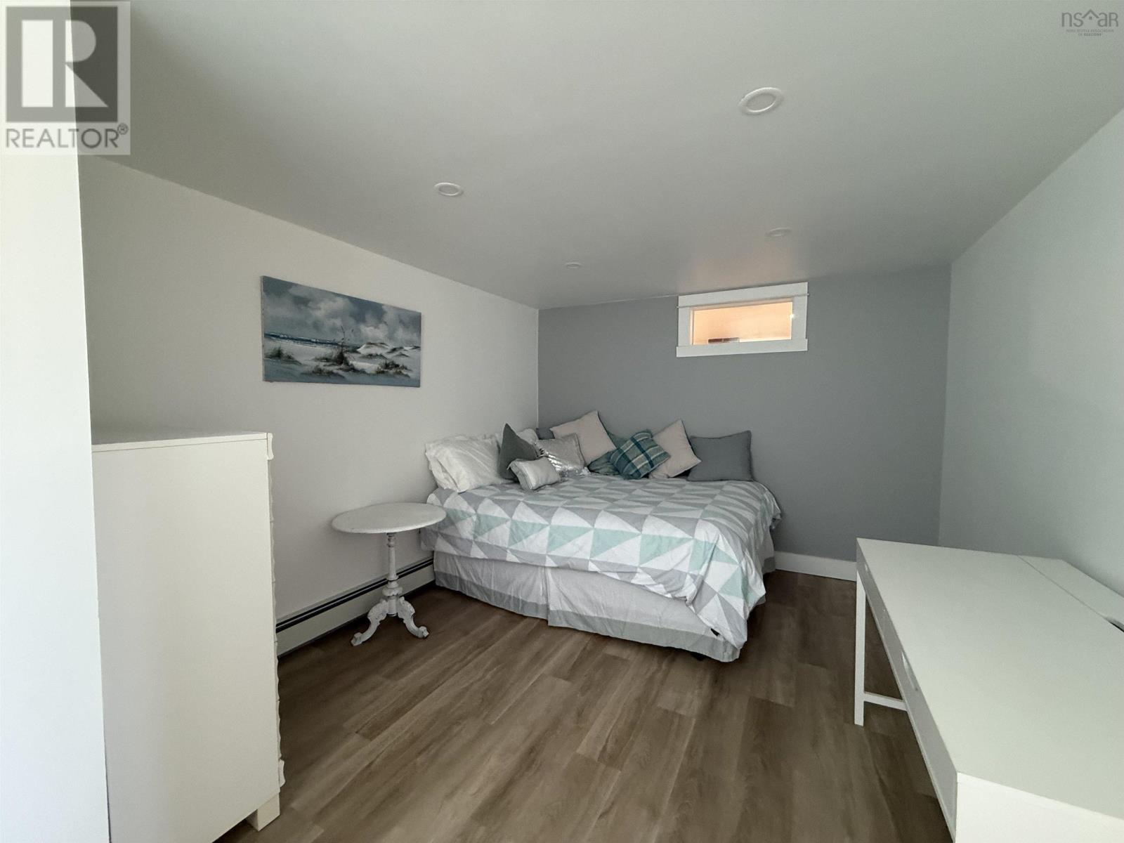 1506 Cape Split Road - 34
