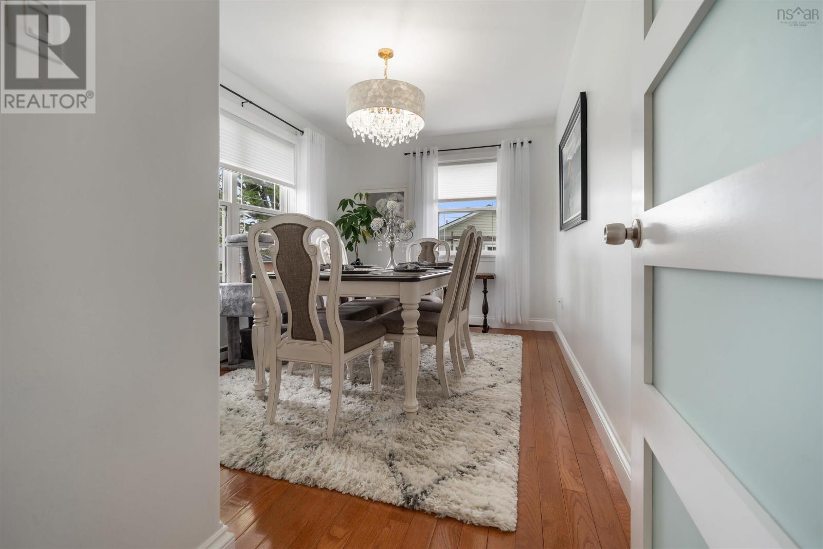 Property 31 of 50 of 336 Beech Street