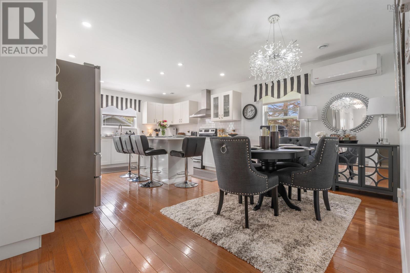 Property 39 of 50 of 336 Beech Street