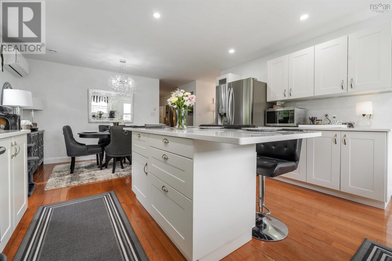 Property 34 of 50 of 336 Beech Street