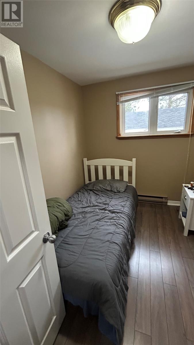 56A Hillview Avenue - 13