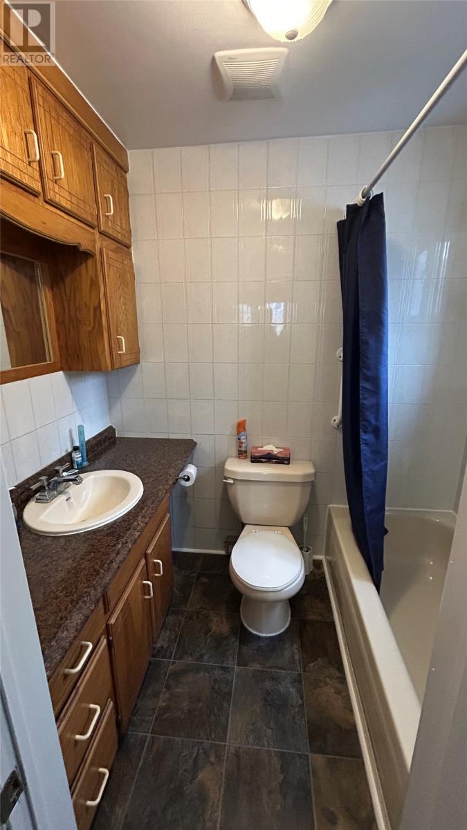 56A Hillview Avenue - 18