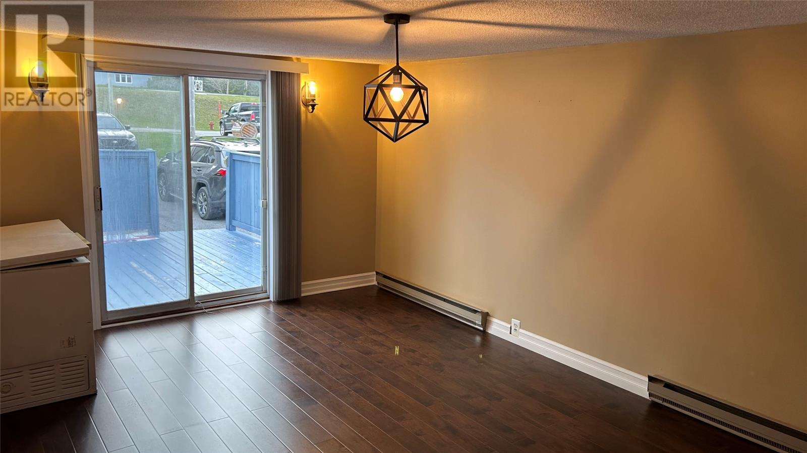 56A Hillview Avenue - 20