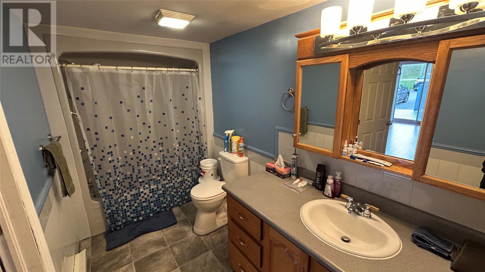 56A Hillview Avenue - 23