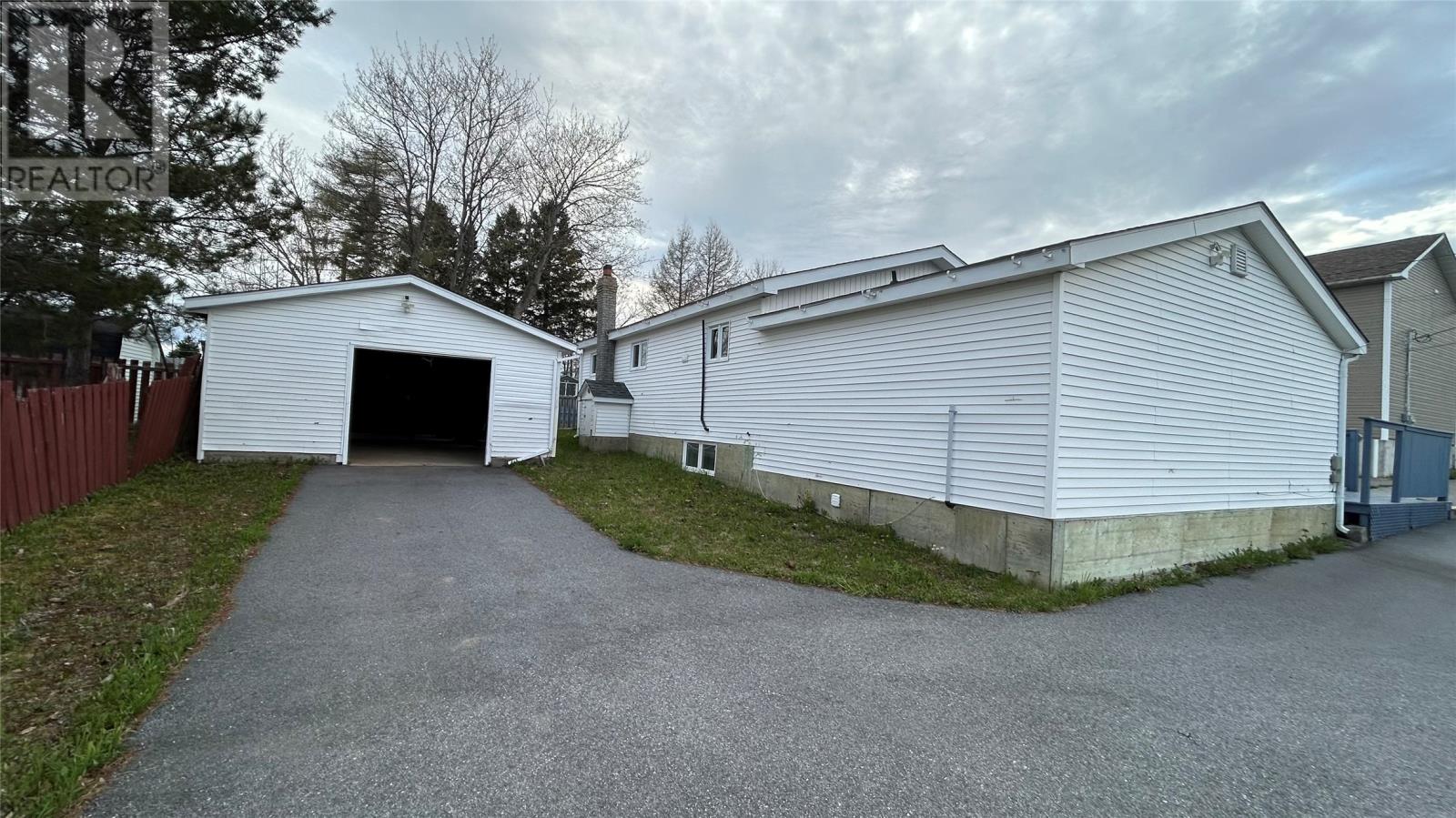 56A Hillview Avenue - 30