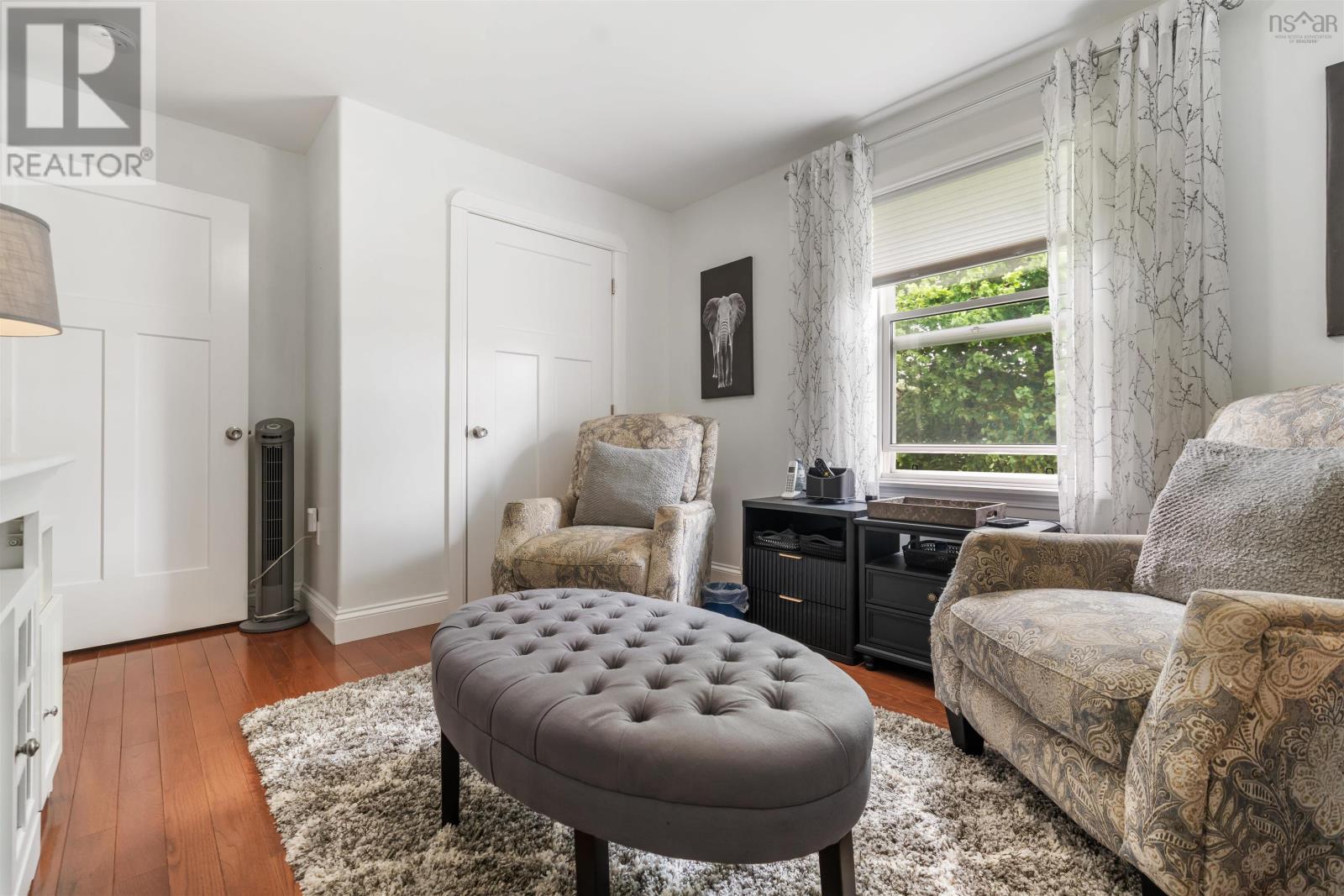 Property 30 of 50 of 336 Beech Street