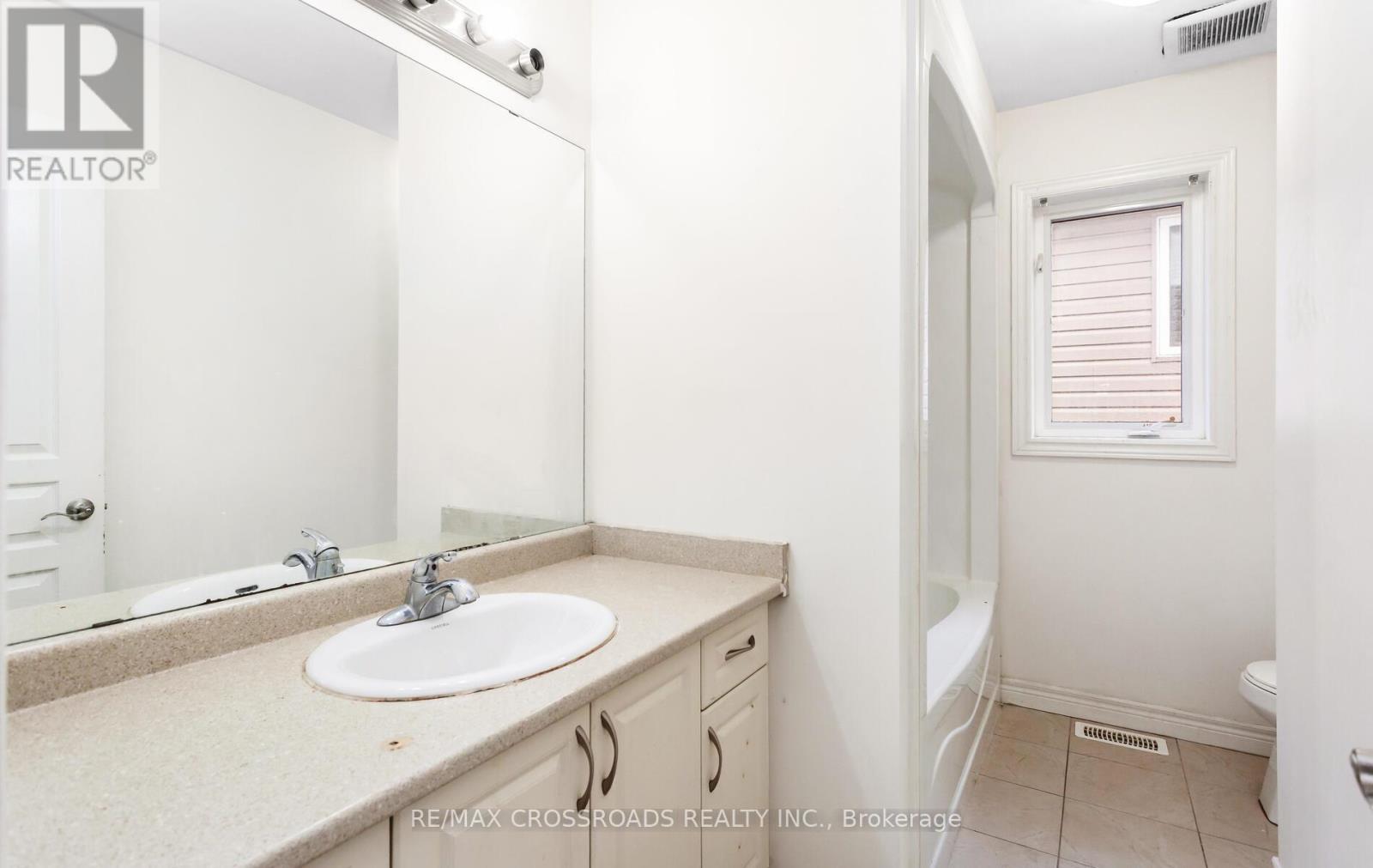 7 COLORADO BOULEVARD - 30