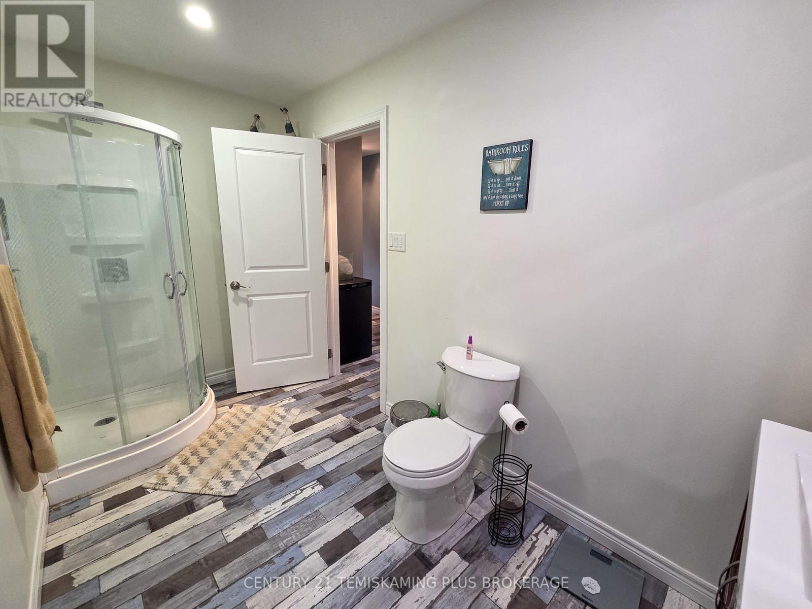 794022 ISLAND ROAD - 15