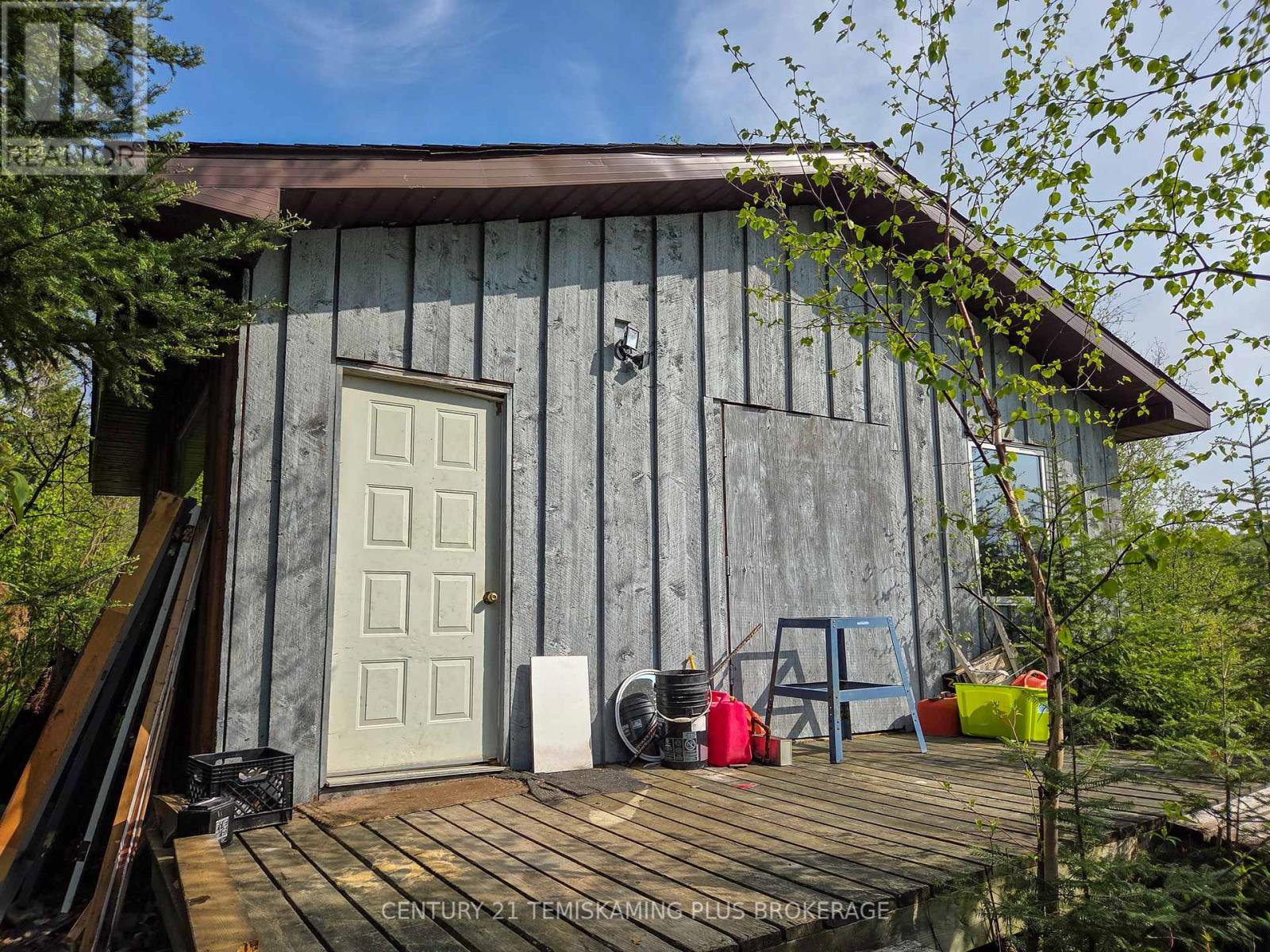 794022 ISLAND ROAD - 35