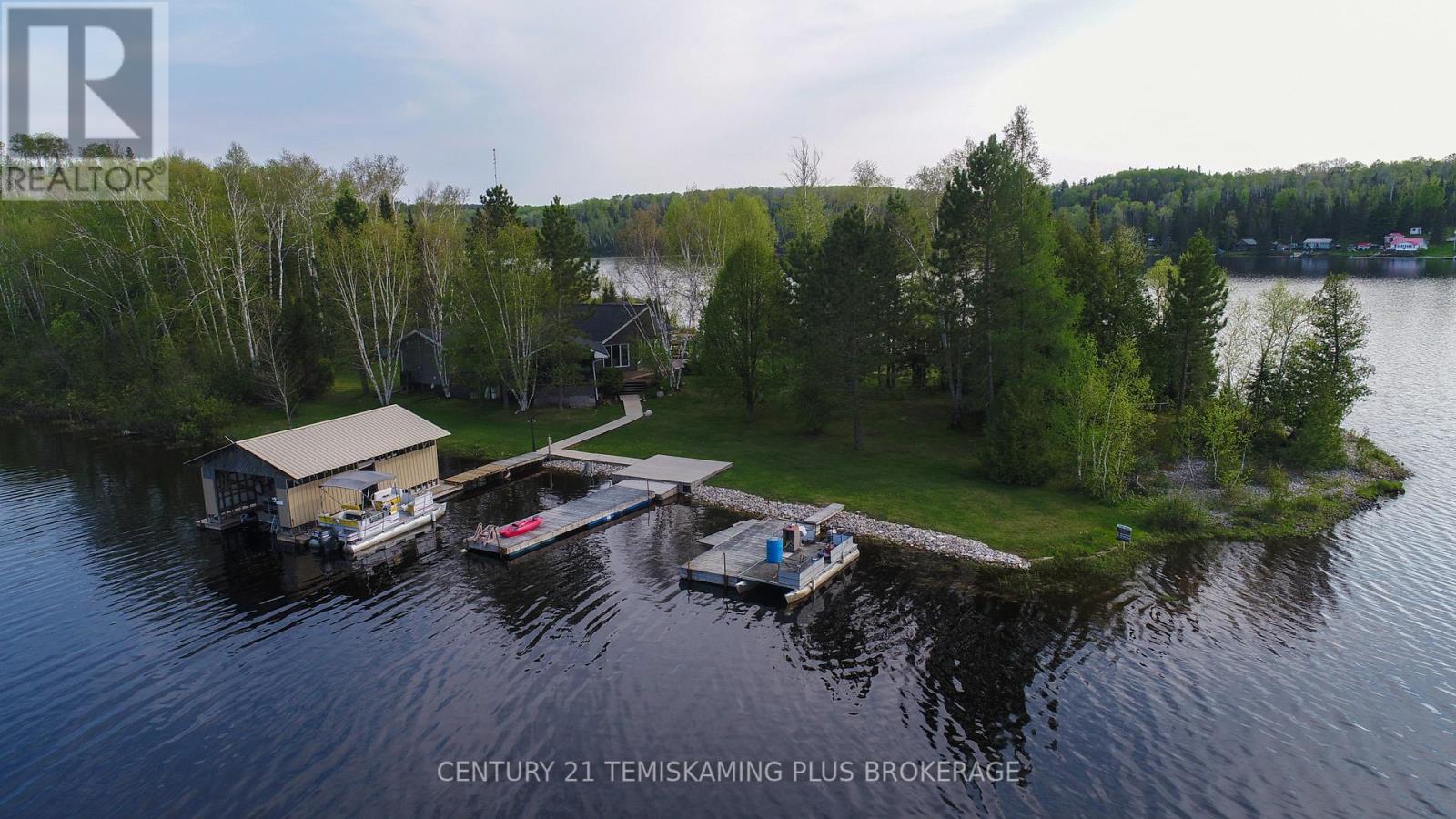 794022 ISLAND ROAD - 42