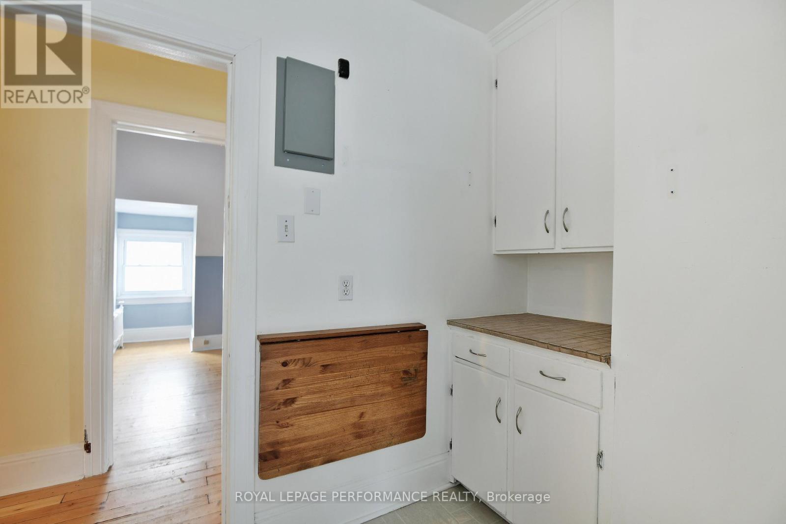 66 DELAWARE AVENUE - 44