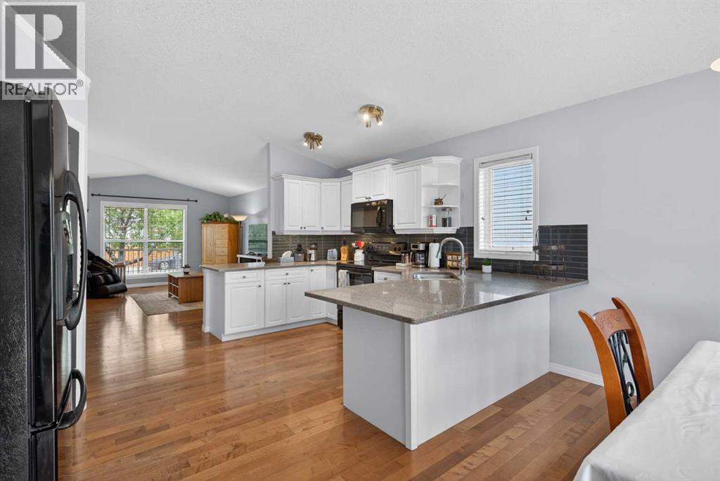412 Highland Close - 8