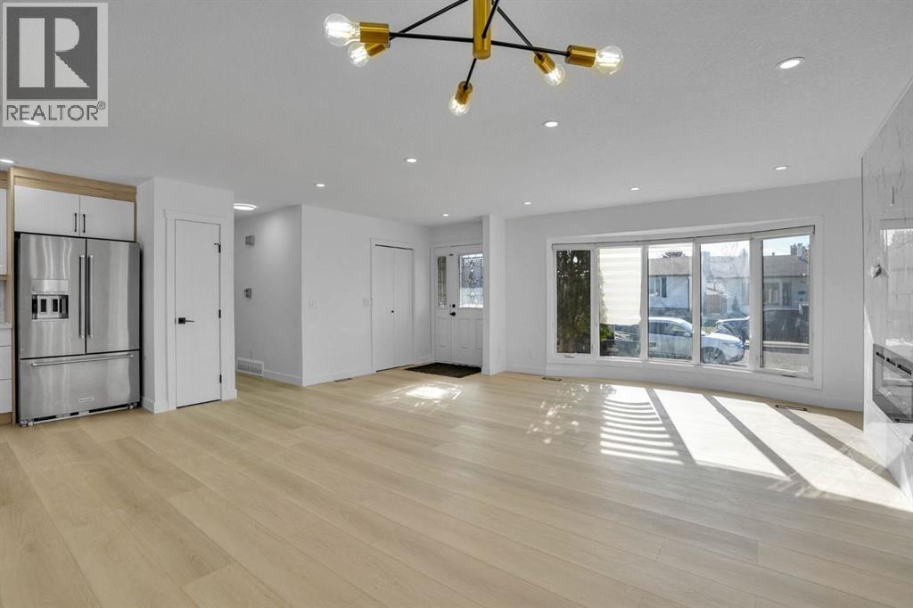 20 Templehill Crescent NE - 5