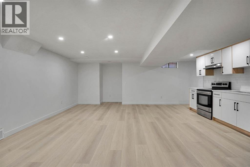 20 Templehill Crescent NE - 30