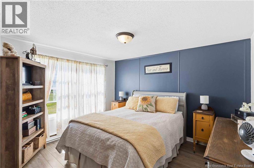 4 Cedar Street - 16