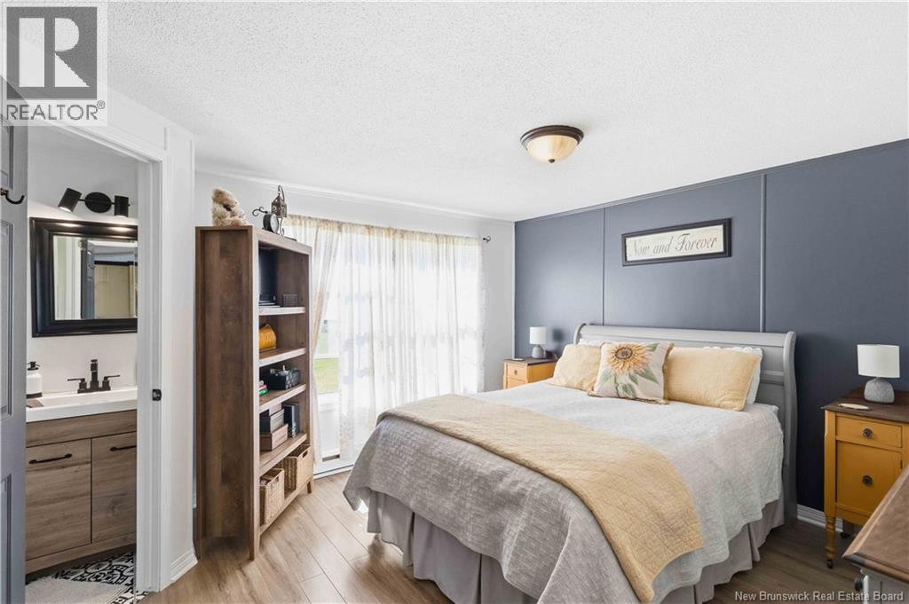 4 Cedar Street - 17